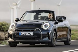 mini-cooper-se-convertible