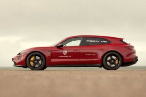 porsche-taycan-gts-sport-turismo