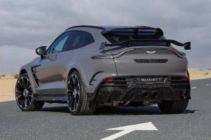 theres-nothing-james-bond-ish-about-mansorys-aston (2)