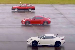 toyota-gr86-v-gt86-v-ae86-drag-race