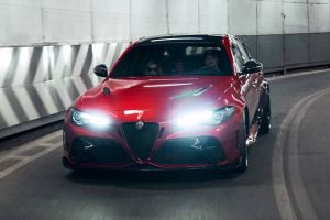 valtteri bottas alfa romeo giulia gta