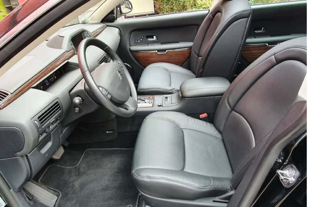 https://autogreeknews.gr/wp-content/uploads/2023/04/2009-citroen-c6-for-sale-6.jpg
