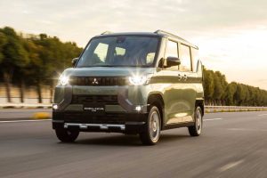2023-mitsubishi-delica-mini-jdm (2)