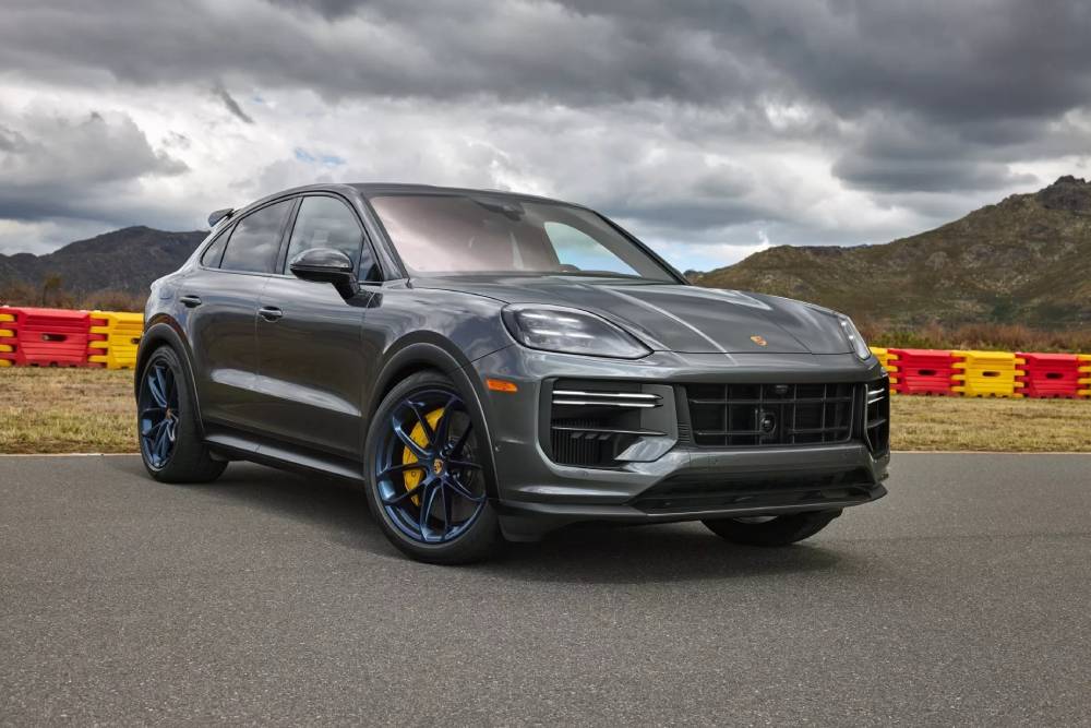 https://autogreeknews.gr/wp-content/uploads/2023/04/2024-Porsche-Cayenne-06.jpg
