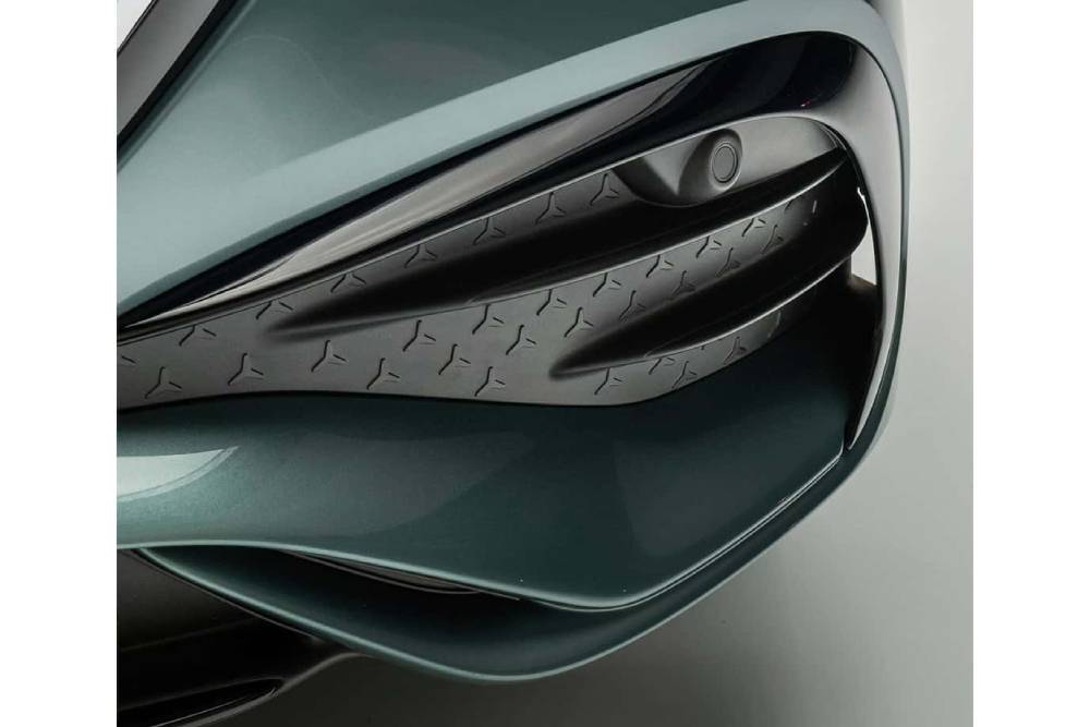 https://autogreeknews.gr/wp-content/uploads/2023/04/2024-mercedes-e-class-sedan-teaser.jpg
