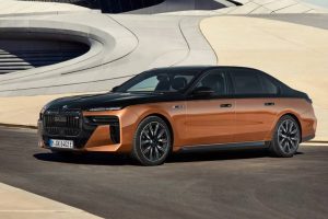 BMW-i7-M70-xDrive-13-scaled