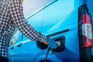 Ford-E-Transit-courier-00001