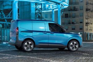 Ford-E-Transit-courier-00011