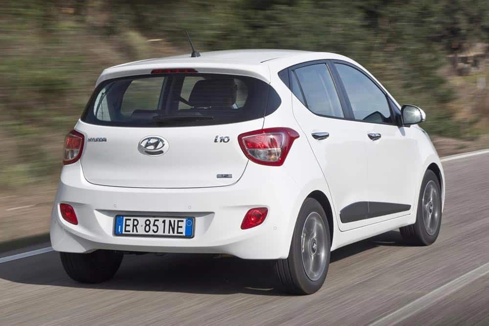 https://autogreeknews.gr/wp-content/uploads/2023/04/Hyundai-i10-2014-2.jpg