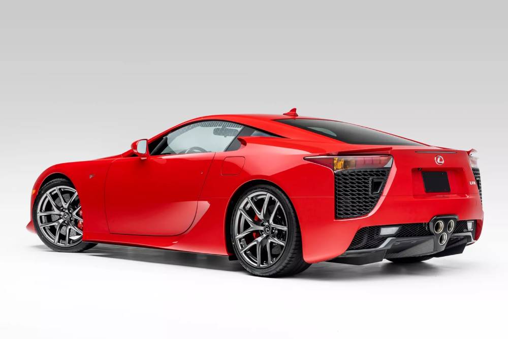 https://autogreeknews.gr/wp-content/uploads/2023/04/Lexus-LFA-3.jpg