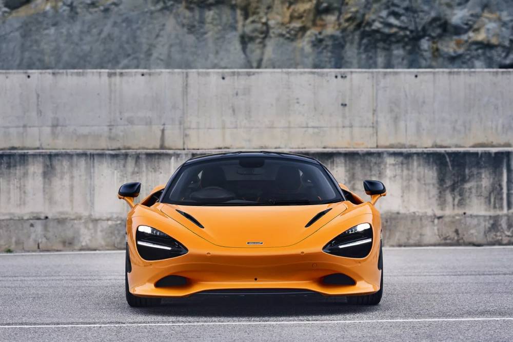 https://autogreeknews.gr/wp-content/uploads/2023/04/Mclaren-750-S-18-2048x1365-1.jpg