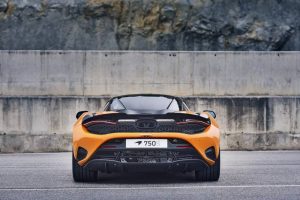 Mclaren-750-S-19-2048×1365
