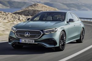 Mercedes-E-Class-2023-(1)