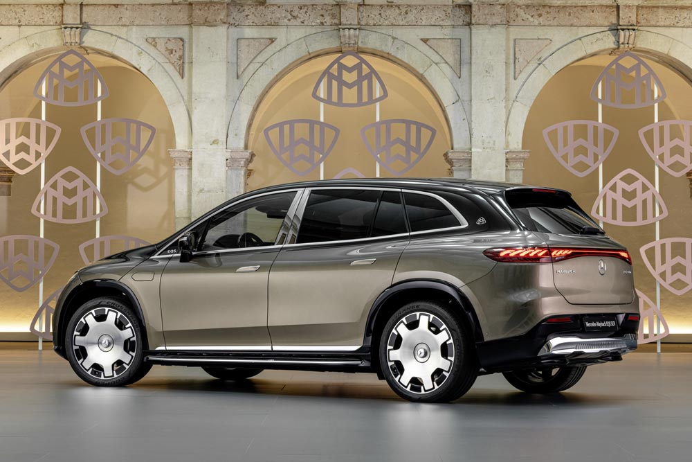https://autogreeknews.gr/wp-content/uploads/2023/04/Mercedes-Maybach-EQS-SUV-13.jpg