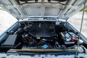 Mitsubishi-Pajero-Evolution-10