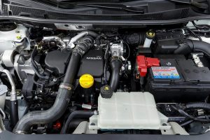 Nissan-Pulsar-2015-(3)