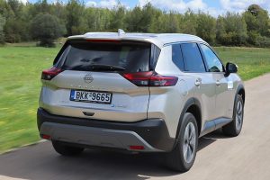 Nissan X-Trail E-Power (2)