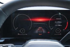 Renault Austral 1.3 160 (30)