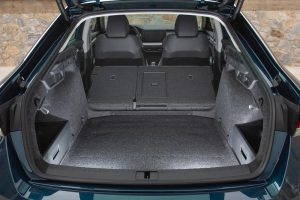 Skoda-Octavia-2020-xoros-aposkeuon