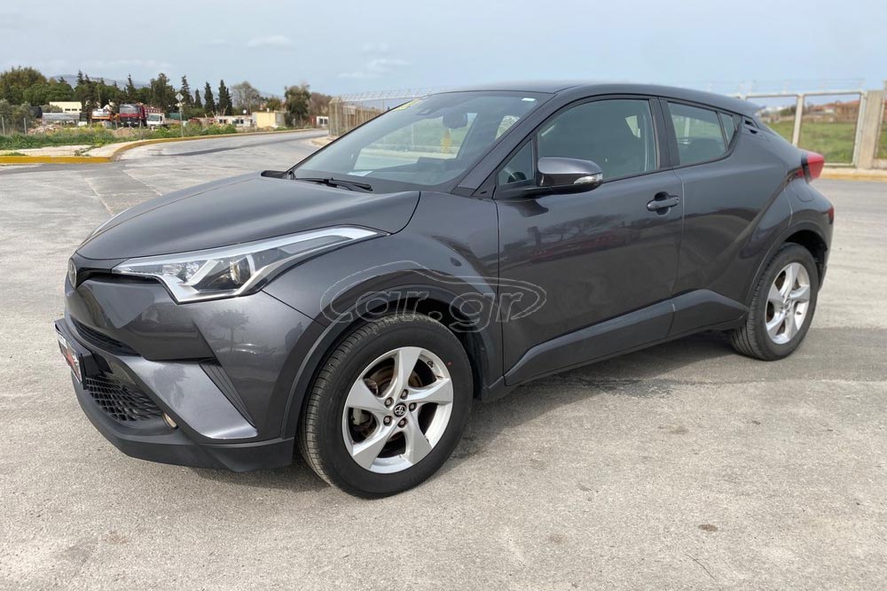 «Συλλεκτικό» Toyota C-HR του 2017 με 15.000 χλμ.