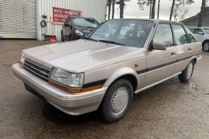 Toyota-Carina-II-1987-(4)