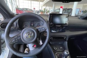 Toyota-GR-Yaris-aggelia-(2)