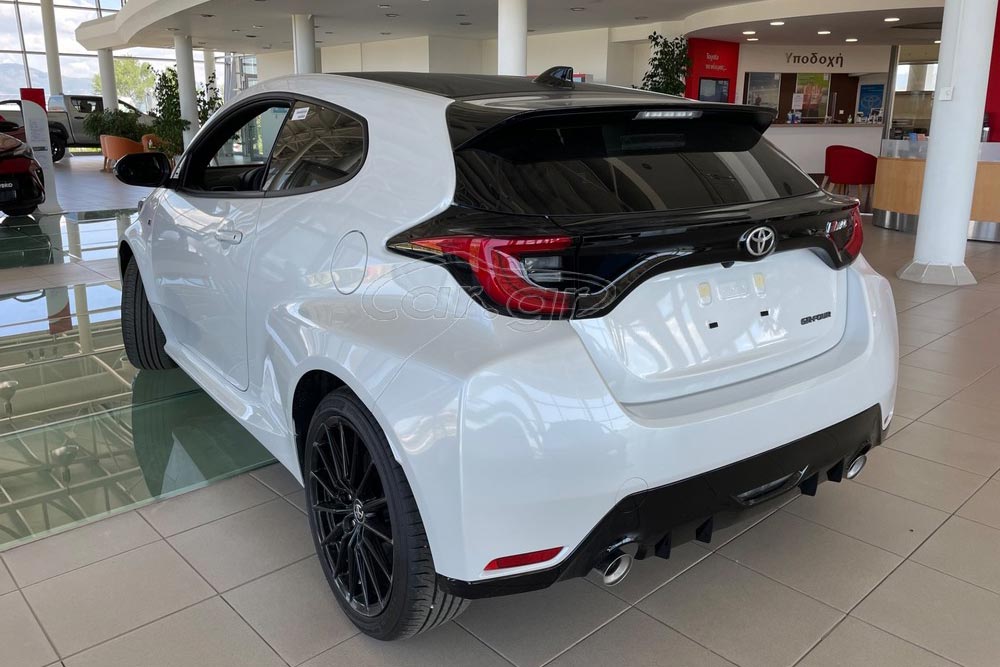 https://autogreeknews.gr/wp-content/uploads/2023/04/Toyota-GR-Yaris-aggelia-6.jpg