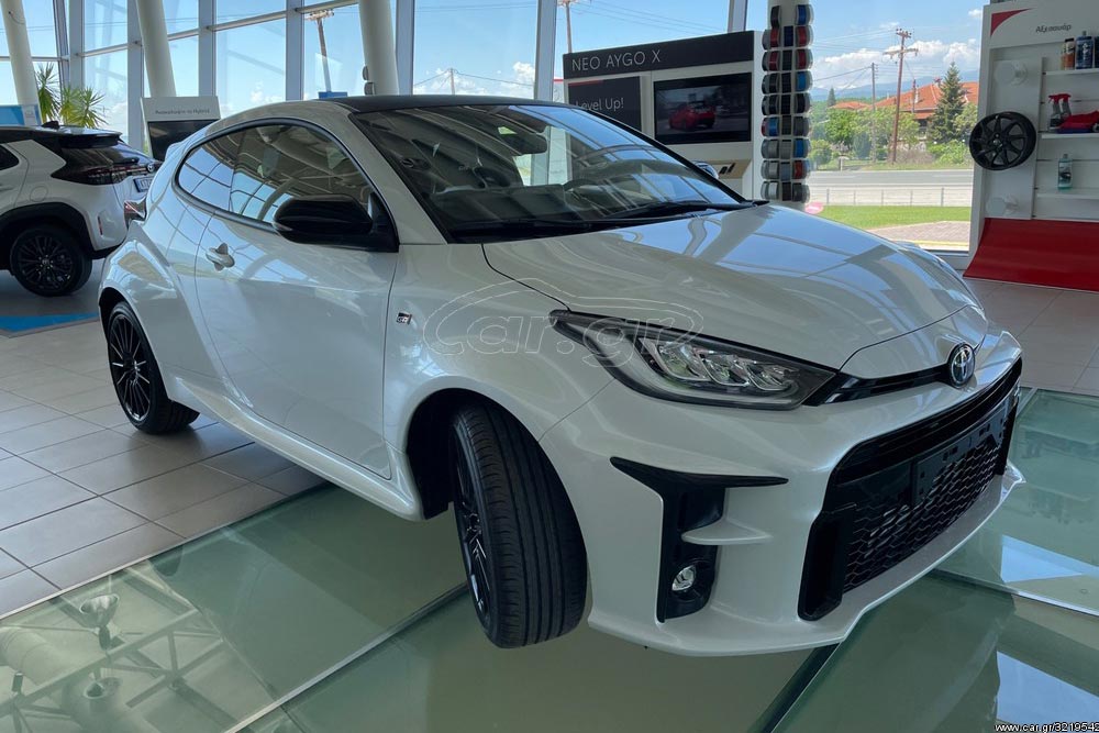https://autogreeknews.gr/wp-content/uploads/2023/04/Toyota-GR-Yaris-aggelia-8.jpg