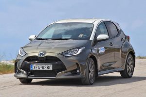 Toyota-Yaris-Hybrid
