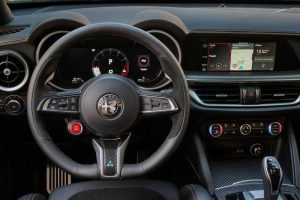 alfa-romeo-stelvio-quadrifoglio-100deg-anniversari (1)