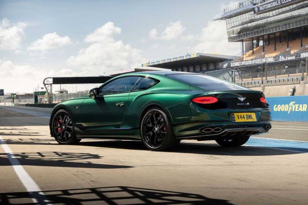 https://autogreeknews.gr/wp-content/uploads/2023/04/bentley-le-mans-collection-6.jpg
