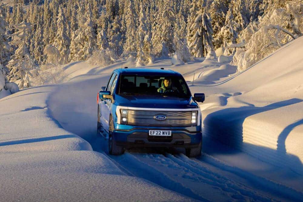 https://autogreeknews.gr/wp-content/uploads/2023/04/ford-f-150-lightning-debutta-in-norvegia-1.jpg