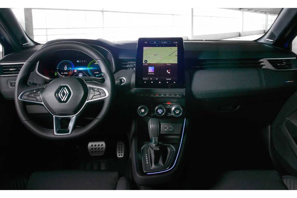 https://autogreeknews.gr/wp-content/uploads/2023/04/renault-clio-facelift-2023-10.jpg