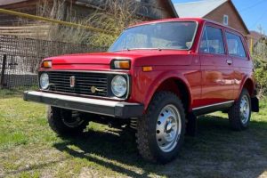 1980-Lada-Niva-Time-Capsule-2