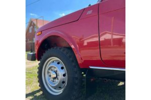 1980-Lada-Niva-Time-Capsule-5