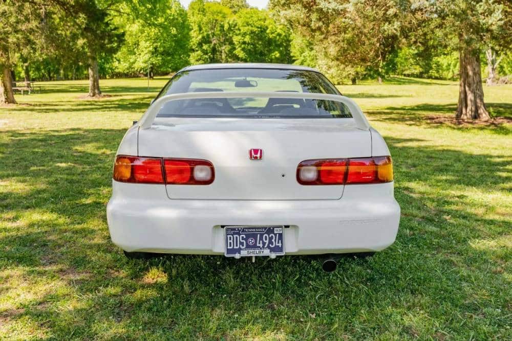 https://autogreeknews.gr/wp-content/uploads/2023/05/1996-Honda-Integra-Type-R-sedan-00024.jpg