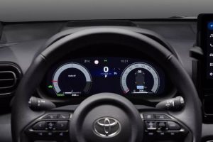 2023-Toyota-Yaris-Premiere-Edition-Hybrid-130-15