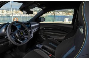 Abarth500e-4