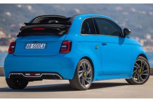 Abarth500e-6