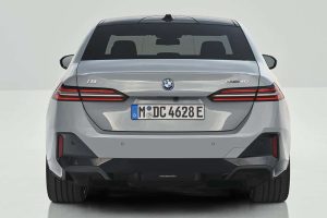 BMW-5-Series-2023-(17)