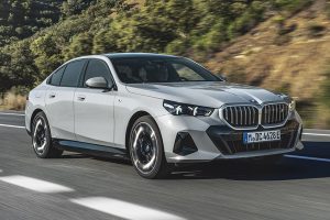 BMW-5-Series-2023-(21)