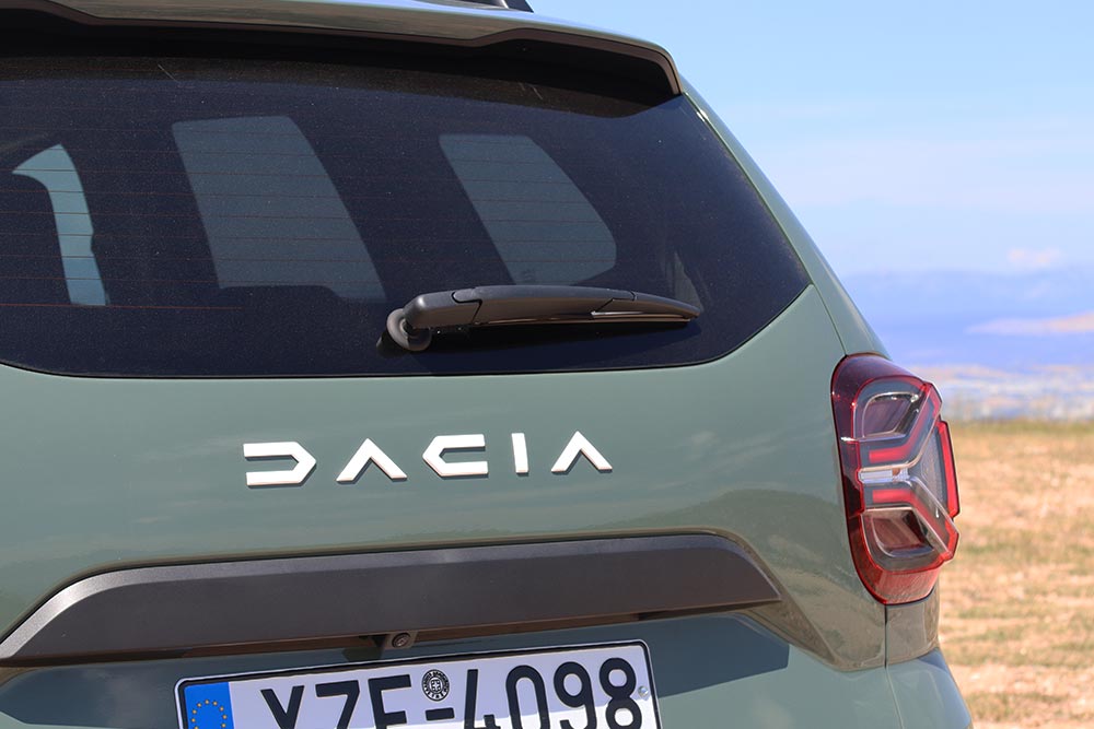 https://autogreeknews.gr/wp-content/uploads/2023/05/Dacia-Duster-1.3-150-EDC-2023-12.jpg