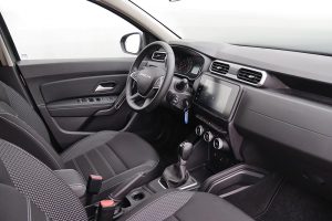 Dacia-Duster-1.3-150-EDC-2023-(18)