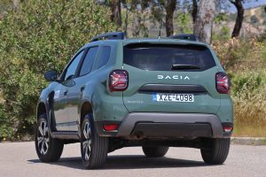 Dacia-Duster-1.3-150-EDC-2023-(5)