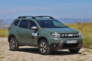 Dacia-Duster-1.3-150-EDC-2023-(8)