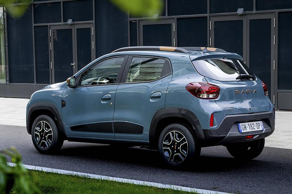 https://autogreeknews.gr/wp-content/uploads/2023/05/Dacia_Spring_Extreme-10.jpg