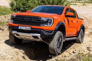 Ford-Ranger-Raptor-2023-(4)