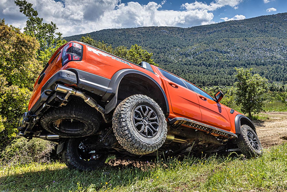 https://autogreeknews.gr/wp-content/uploads/2023/05/Ford-Ranger-Raptor-2023-5.jpg