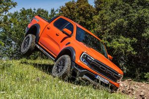 Ford-Ranger-Raptor-2023-(6)