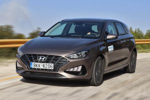 Hyundai-i30-kinisi